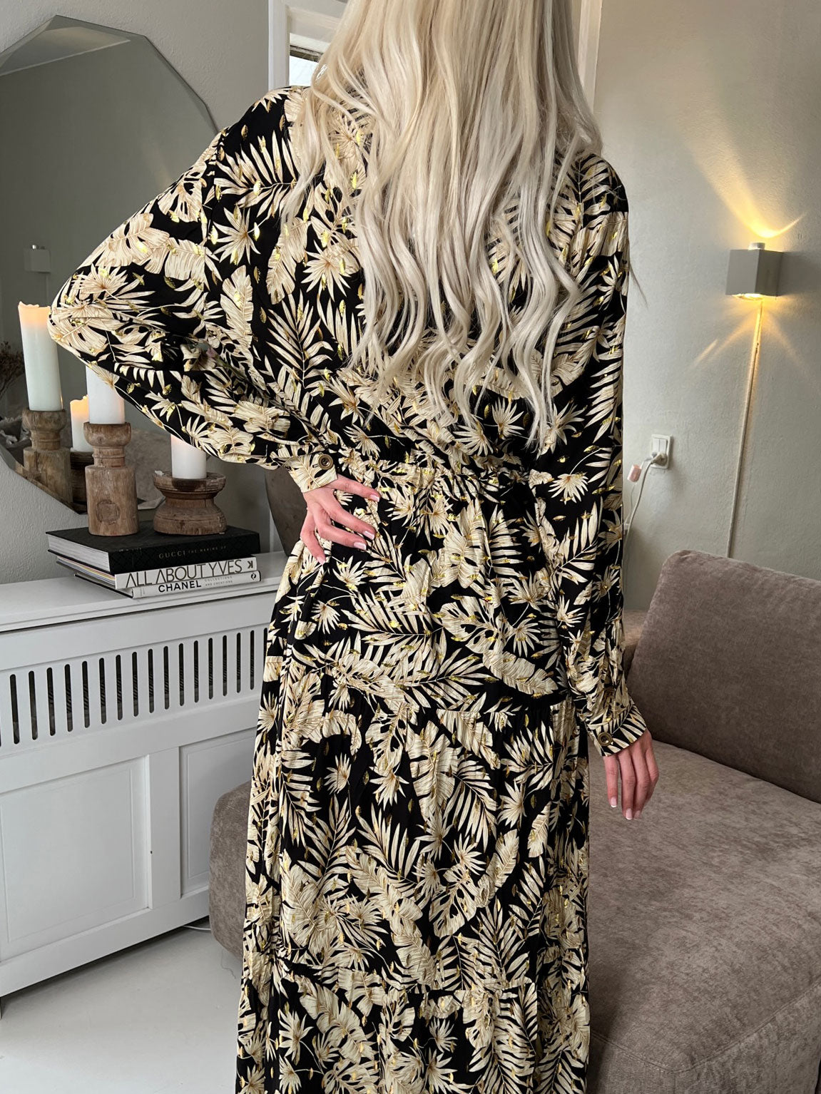 Naia - Lång skjortklänning med mönster och knytband - Navy